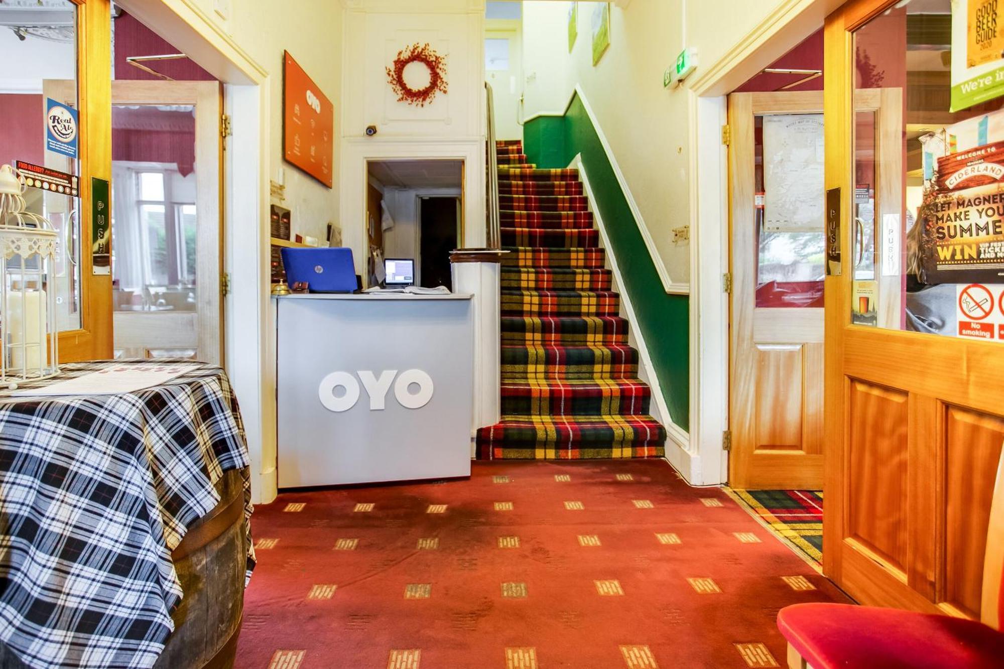 OYO Glenpark Hotel Ayr Buitenkant foto