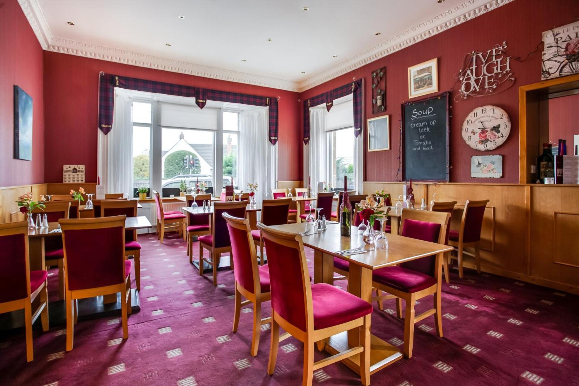 OYO Glenpark Hotel Ayr Buitenkant foto